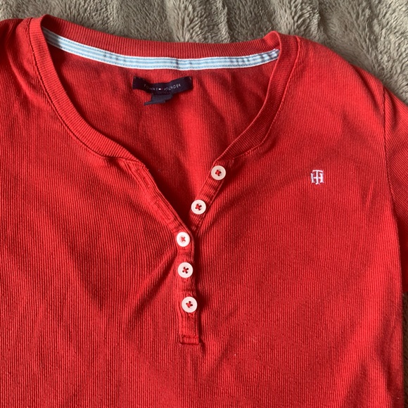 VINTAGE STYLE TOMMY HILFIGER  LONG SLEEVE - Picture 2 of 6